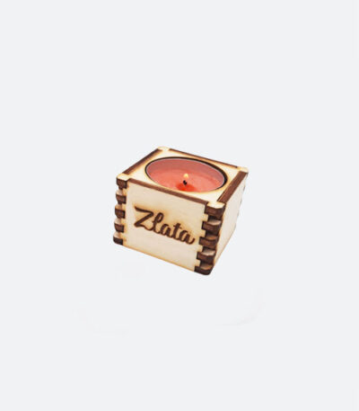 Personalizirana svijeća s imenom ili porukom